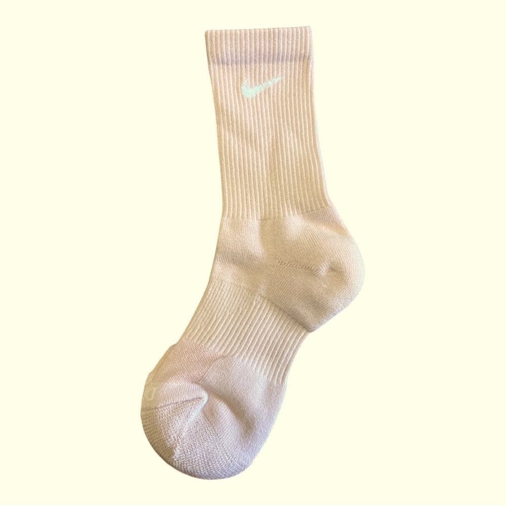 Nike Dri-FIT Crew Socks - Pink (1 Pair) Medium - Picture 2 of 7